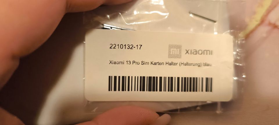 Xiaomi 13 Pro Sim Karten Halter in blau in Bad Wilsnack