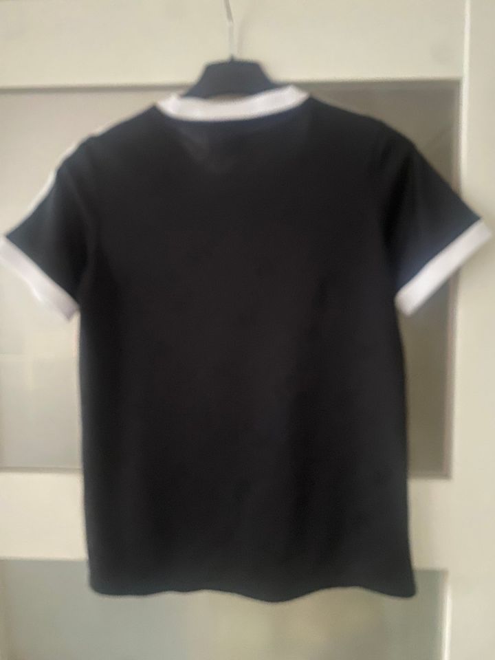 Adidas T-Shirt, schwarz, Gr. 36 in Baiersdorf