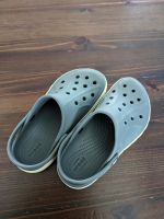 Crocs Sandalen Sandaletten grau C13 Brandenburg - Oranienburg Vorschau