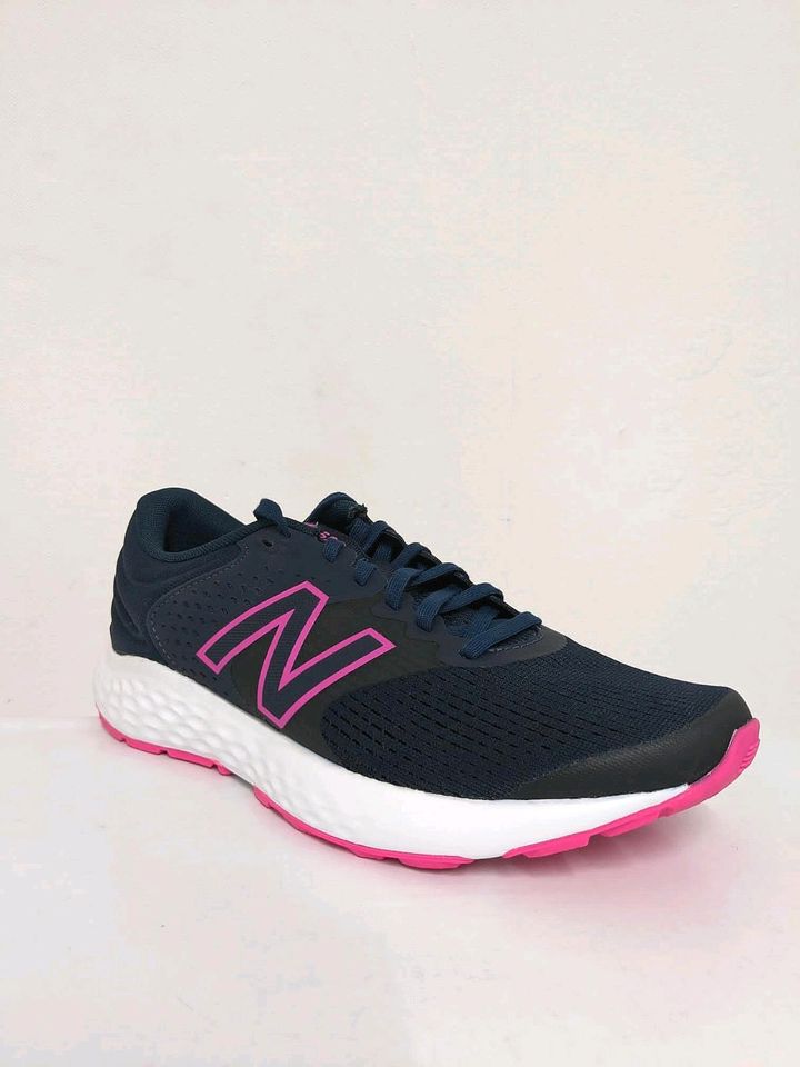 Neu Damen New Balance Gr 40. Gr 40,5 in Ottweiler