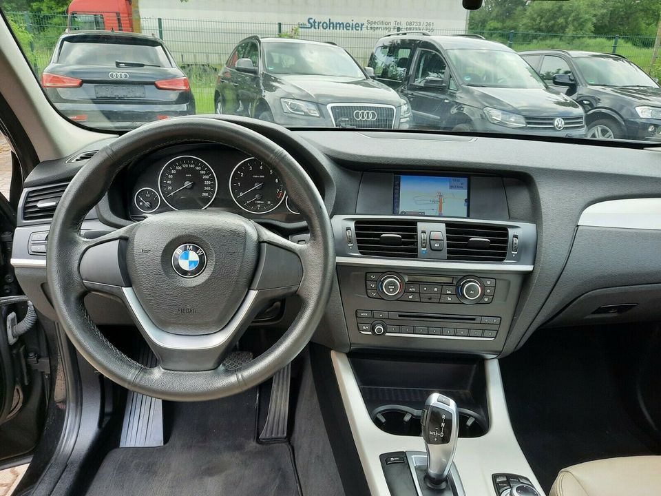 BMW Baureihe X3 xDrive20i in Siegenburg