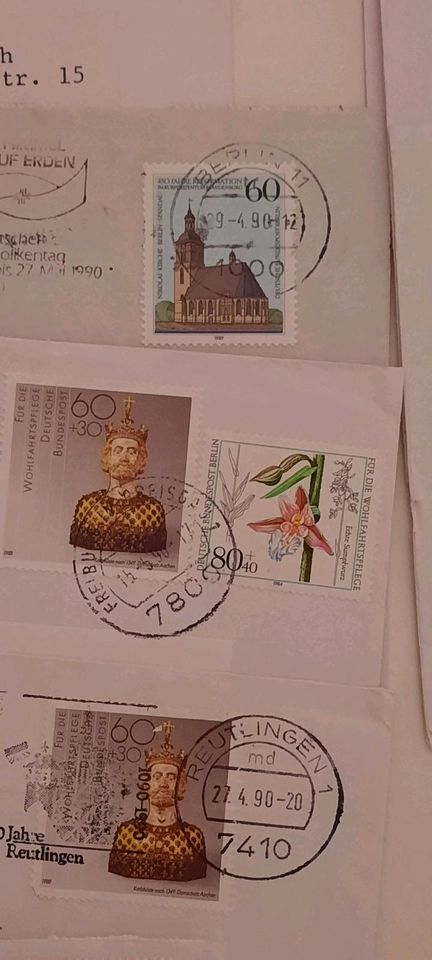 20 alte verschiedene Briefumschläge mit Briefmarken (1990) in Laubach
