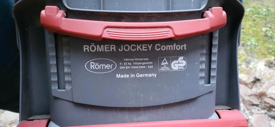 Römer Jockey Comfort Fahrradsitz mit 2 Halterungen u Regencape in Salzwedel