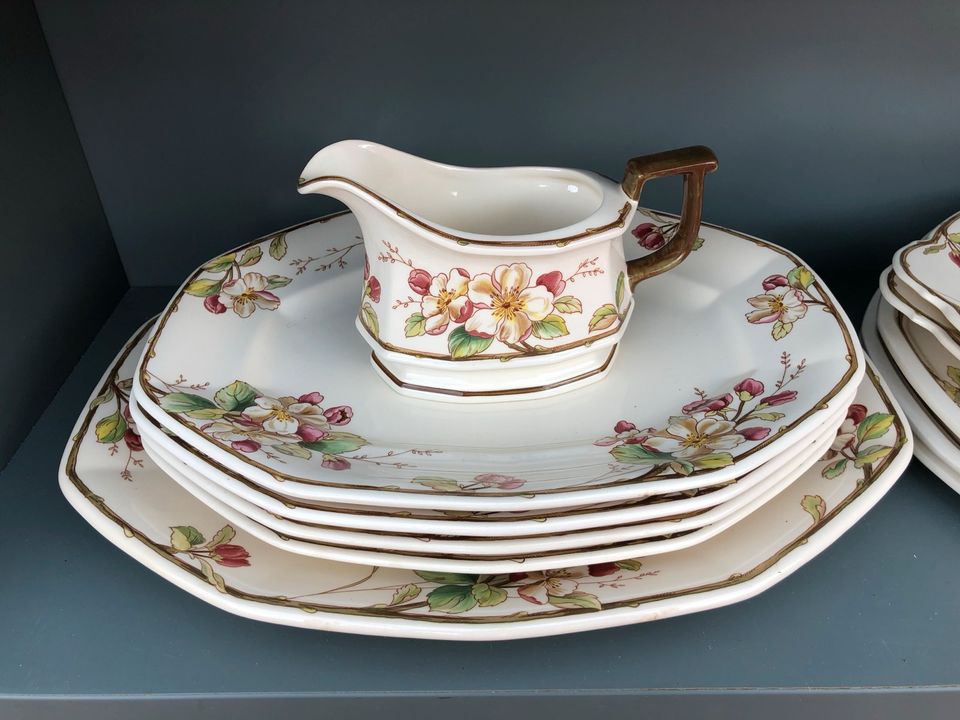 Portobello V&B Villeroy & Boch Kirschblüten Service viele Teile in Sankt Augustin