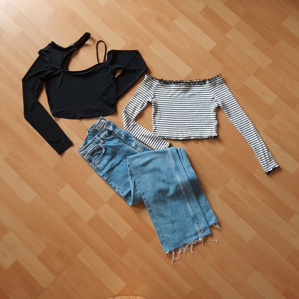 ZARA Jeans+2 Shirts (1x Bershka) komplett Outfit in Korbach