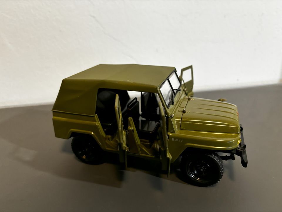 Modellauto BJ212 Beijing Jeep 1/18 in Heidelberg