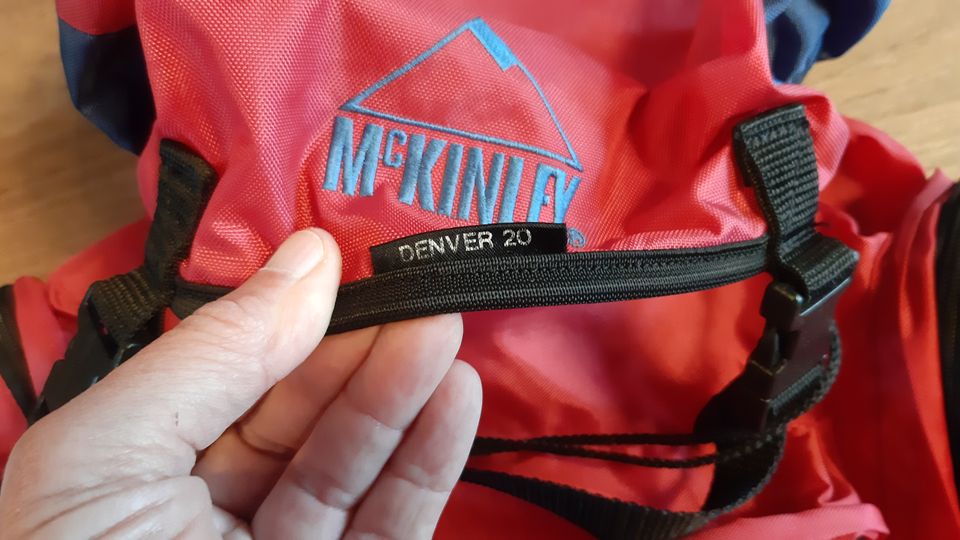 Mc Kinley Rucksack Denver 20 in rot in Kaufering