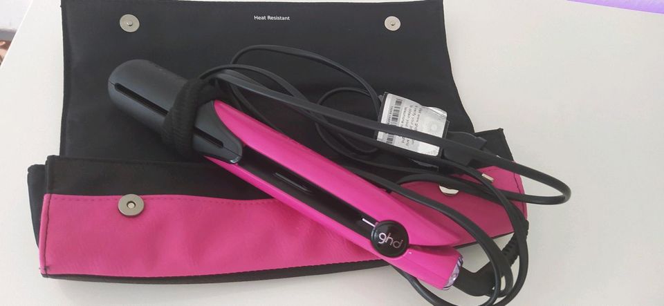 GHD professionelles Glätteeisen pink mit Etui/Tasche in Esslingen