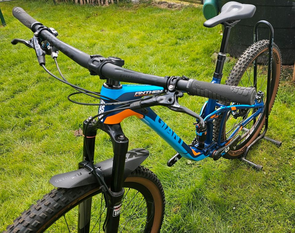 Giant Anthem Advanced SX 27,5" Rh.S Down Country MTB Fully  120mm in Mülsen