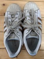 Adidas Superstar Sneaker | weiß-gold | 38 2/3 Baden-Württemberg - Karlsruhe Vorschau