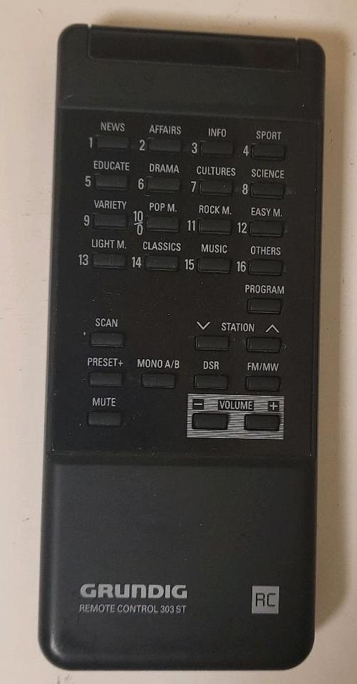Grundig Stereo Tuner ST303 FM-AM + Fernbedienung vom Händler in Erfurt
