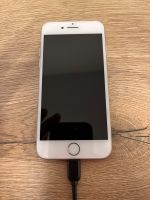 iPhone 7 32GB Silber weiß, sehr guter Zustand Bayern - Alteglofsheim Vorschau