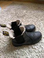 Schwarze Dr. Martens Leonore Chelsea Boots mit Fell Größe 39 Kiel - Schreventeich-Hasseldieksdamm Vorschau