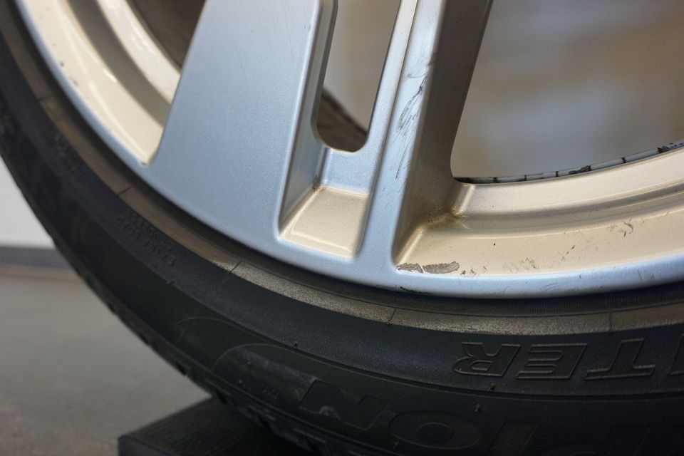 Original Audi Q7 SQ7 4M  Alufelgen Winterräder Pirelli 21 Zoll in Remscheid