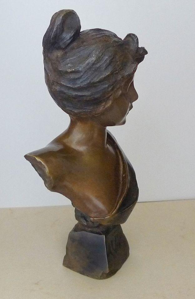 Jugendstil Bronzefigur - 'ALDA' nach E. Villanis (1858 bis 1914) in Korntal-Münchingen