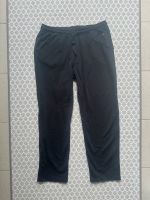 Joy Sportswear Jogginghose Fitnesshose schwarz top Zustand L 40 Wandsbek - Hamburg Farmsen-Berne Vorschau