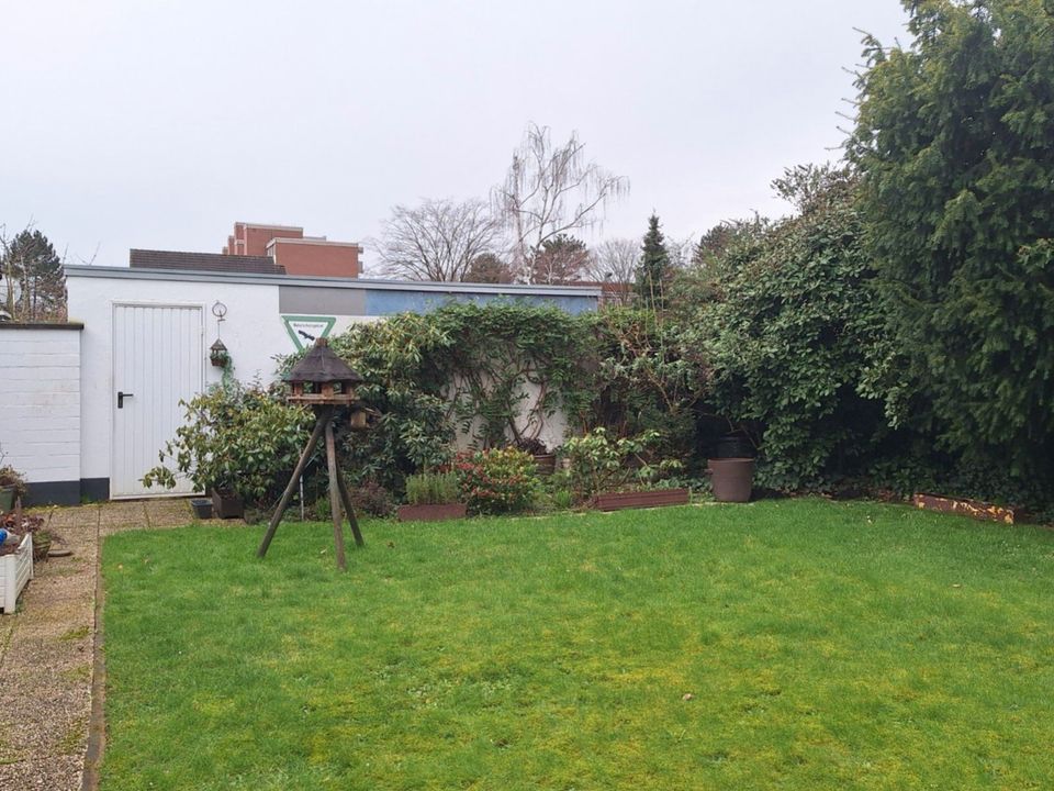 Gut geschnittener Bungalow zu verkaufen in 51109 Köln Neubrück in Köln