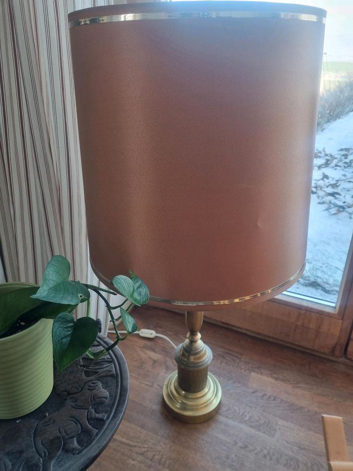 Lampe Stehlampe 90 cm Gold retro Oma Vintage Antik in Neukirch