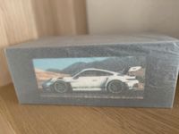 Porsche 911 GT3 RS (992) White / Green 1:18 • Spark • OVP • Niedersachsen - Wietmarschen Vorschau