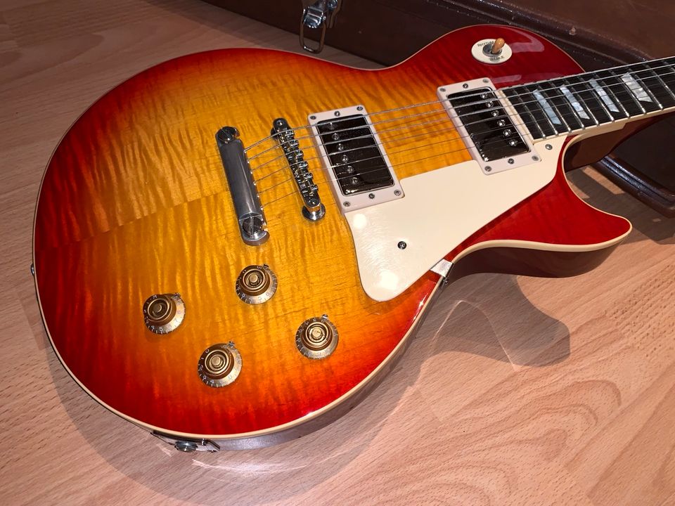 Orville by Gibson LPS-T Les Paul Standard  cherry sunburst in Jestetten