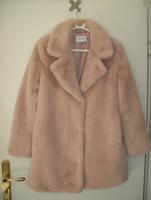 Plüschjacke puderrose von Reserved Aubing-Lochhausen-Langwied - Aubing Vorschau
