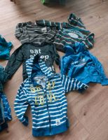 Paket Pullover Hoddie Sweatjacken 110/116 Nordrhein-Westfalen - Bergisch Gladbach Vorschau