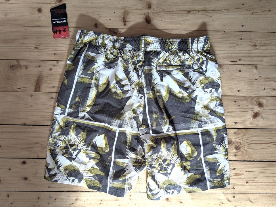 SPEEDO Badeshorts XL Shorts Badehose Muster Design Schwimmshorts in Mainz