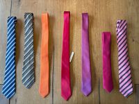 Krawatten Slip Seide verschied. Farbe Marken Herren Größe S und M Düsseldorf - Pempelfort Vorschau