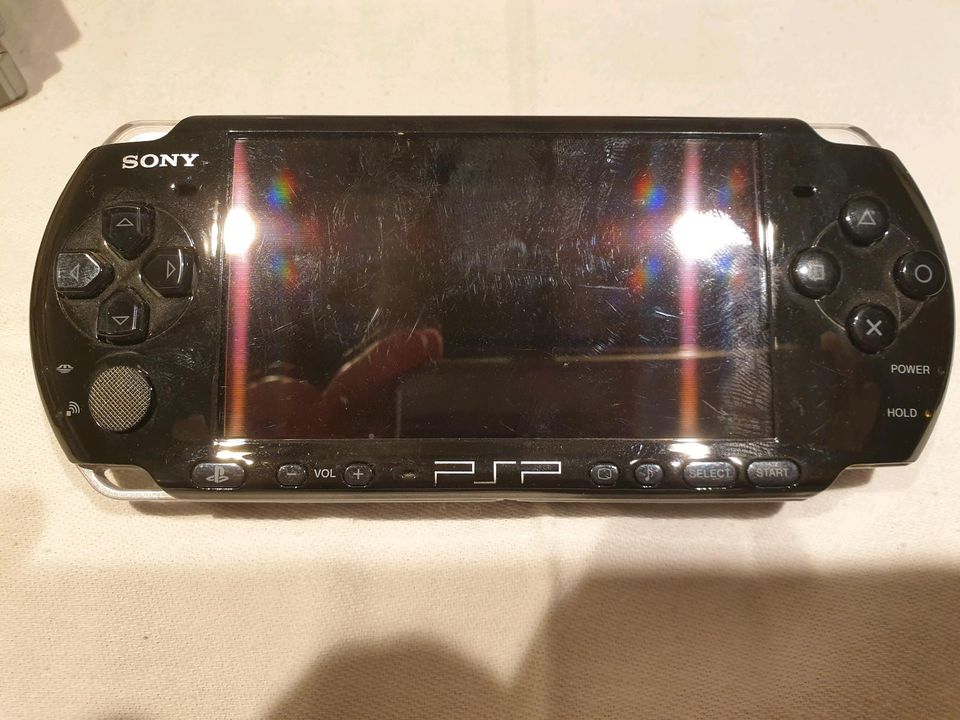 Sony PSP PlayStation Portable 3004 mit 5 Spielen in Nordwestmecklenburg -  Landkreis - Herrnburg | Playstation Konsole gebraucht kaufen | eBay  Kleinanzeigen ist jetzt Kleinanzeigen