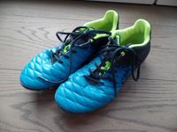 Fußballschule, Stollen, Kipsta, Gr. 40,  wenig getragen Gr. UK 6 Niedersachsen - Göttingen Vorschau