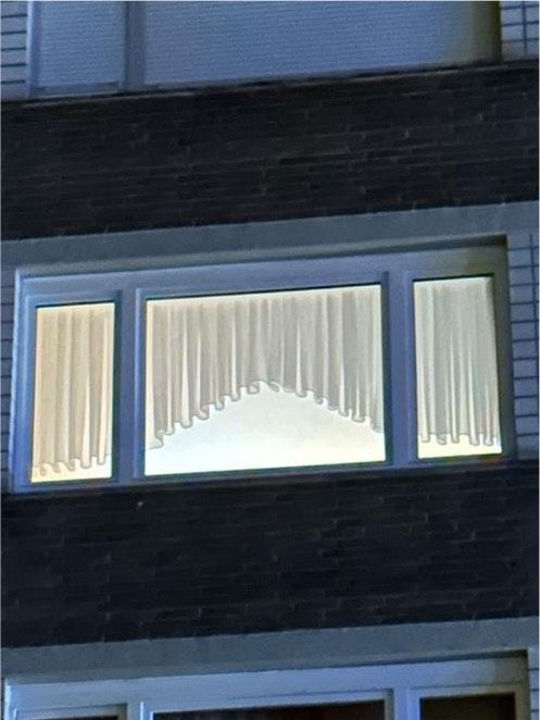 Fenstervorhang / Vorhang in schlichtem Design, WIE NEU in Köln