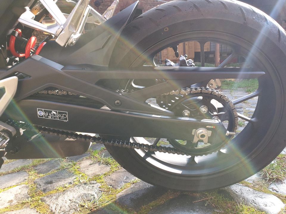 Honda CB125R in Lützen