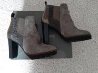 Maripe Stiefeletten Leder Grau Gr. 37 wie Neu Nordrhein-Westfalen - Mönchengladbach Vorschau