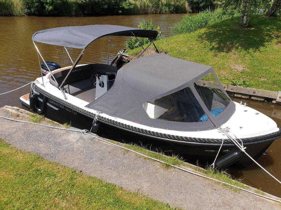 Sportboot "Corsiva 565 New Age" + 40PS Außenborder & Trailer in Wiesmoor