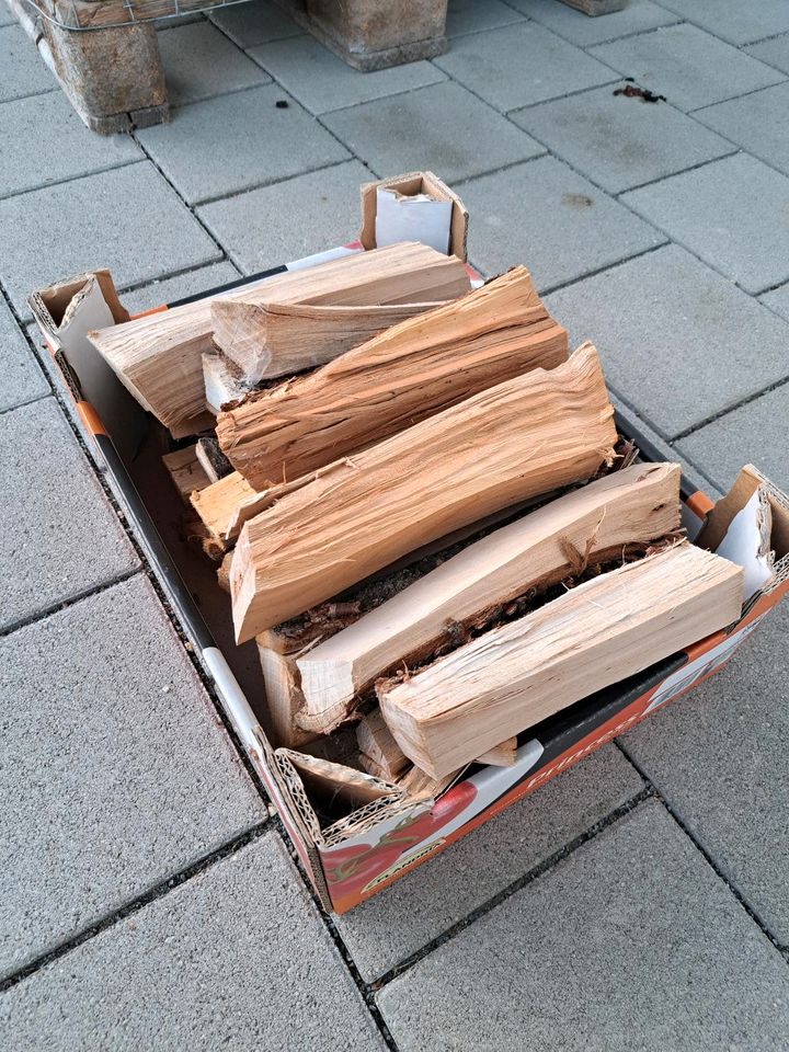 getrocknetes Biokirschholz zum Smoken / Grillen / BBQ / Räuchern in Niederaichbach