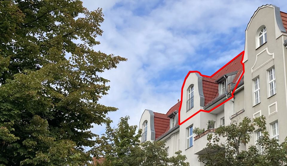 ✨Traumhafte Dachgeschosswohnung im begehrten Bezirk Friedenau ✨ in Berlin