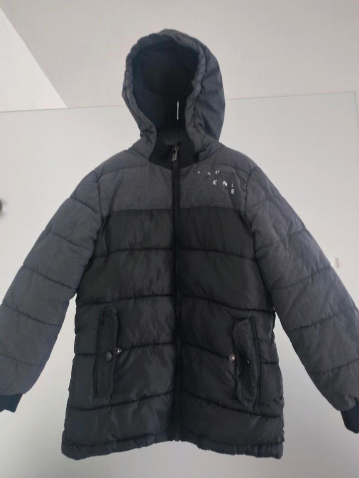 Winterjacke Gr. 122 in Lehre