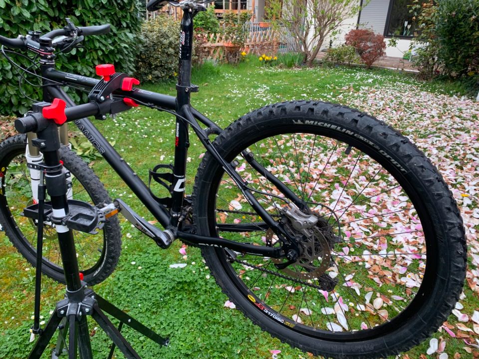 Mountainbike - Hardtail - 12kg - bis ca.170cm Körpergröße in Deidesheim