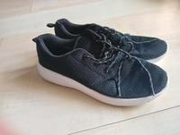 Sportschuhe zu verkaufen Sendling - Obersendling Vorschau