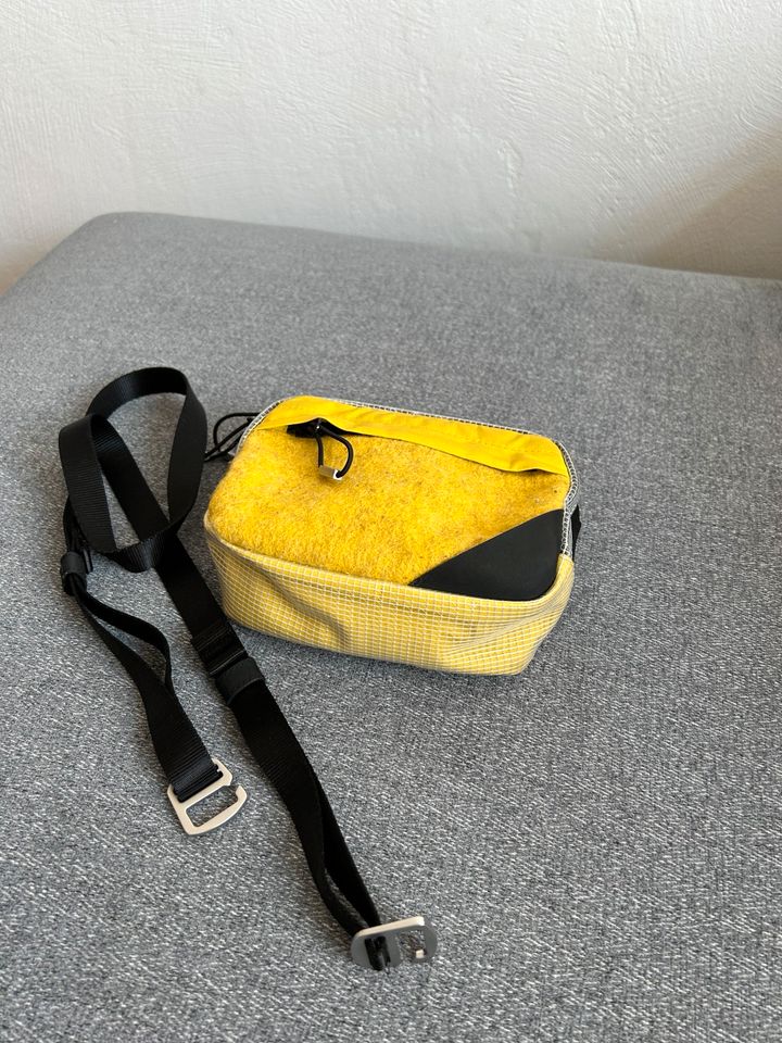 Acne Studios Crossbag in Hamburg