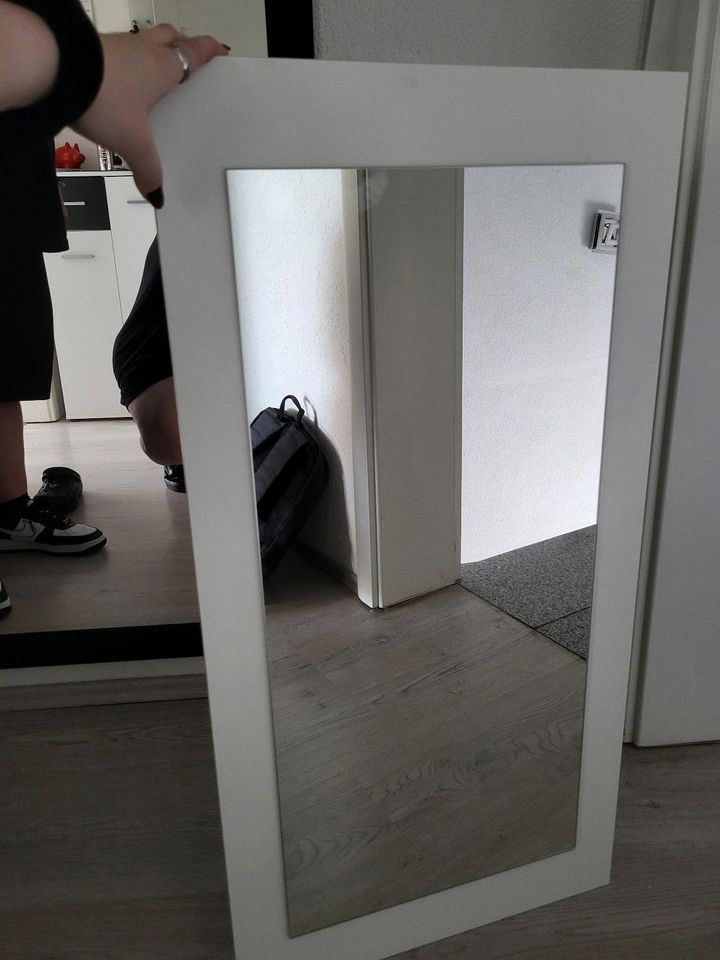 Weißer Spiegel zu verkaufen in Remchingen