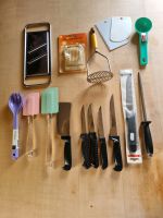 Küchenzubehör zu verkaufen (Messer, Reibe, Teesieb usw.) Bayern - Kempten Vorschau