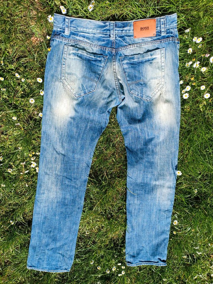 Jeans BOSS 35/34 in Norderstedt