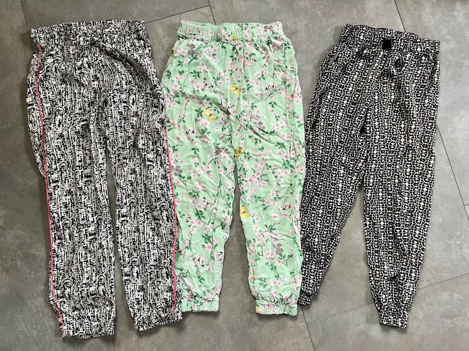 3 leichte Sommerhosen Pluderhosen h&m 116 in top Zustand in Salzweg