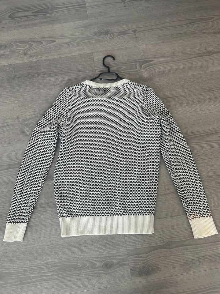 Wunderschöner Tommy Hilfiger Pullover Gr S in Birkenwerder