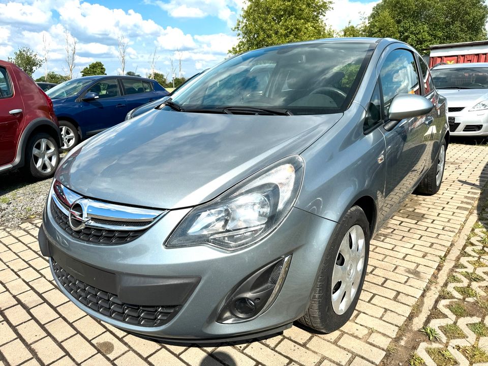 Opel Corsa D Benzin 1.2 BJ. 2013 Klima gepflegt TÜV noch gültig in Wildau