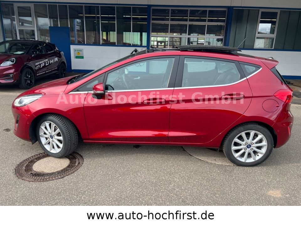 Ford Fiesta Titanium 100  C&S4 Easy Drive II Pano in Titisee-Neustadt