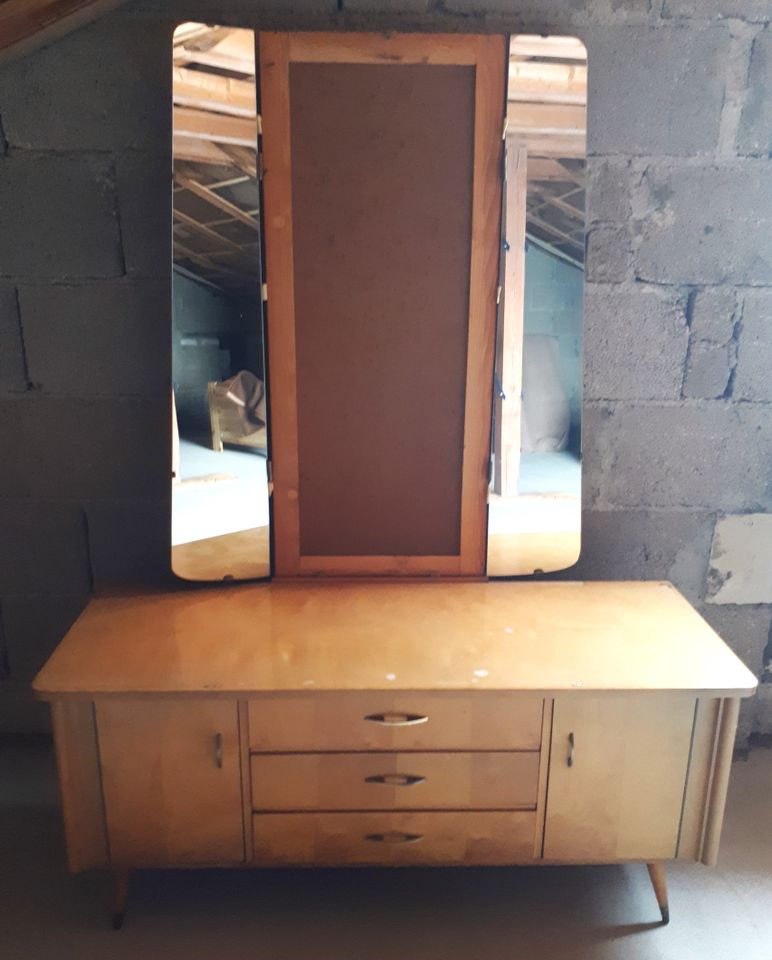 Vintage Sideboard mit Spiegel und Glasabdeckung, original 60er! in Willstätt