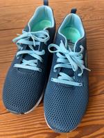 Sketchers Arch Comfort Sneaker Größe 40 fast neu Hamburg - Hamburg-Nord Vorschau