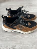 Sneaker Bullboxer Gr. 39 wie neu Kreis Ostholstein - Eutin Vorschau